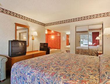 Rodeway Inn Leesburg Chain Of Lakes Стая снимка