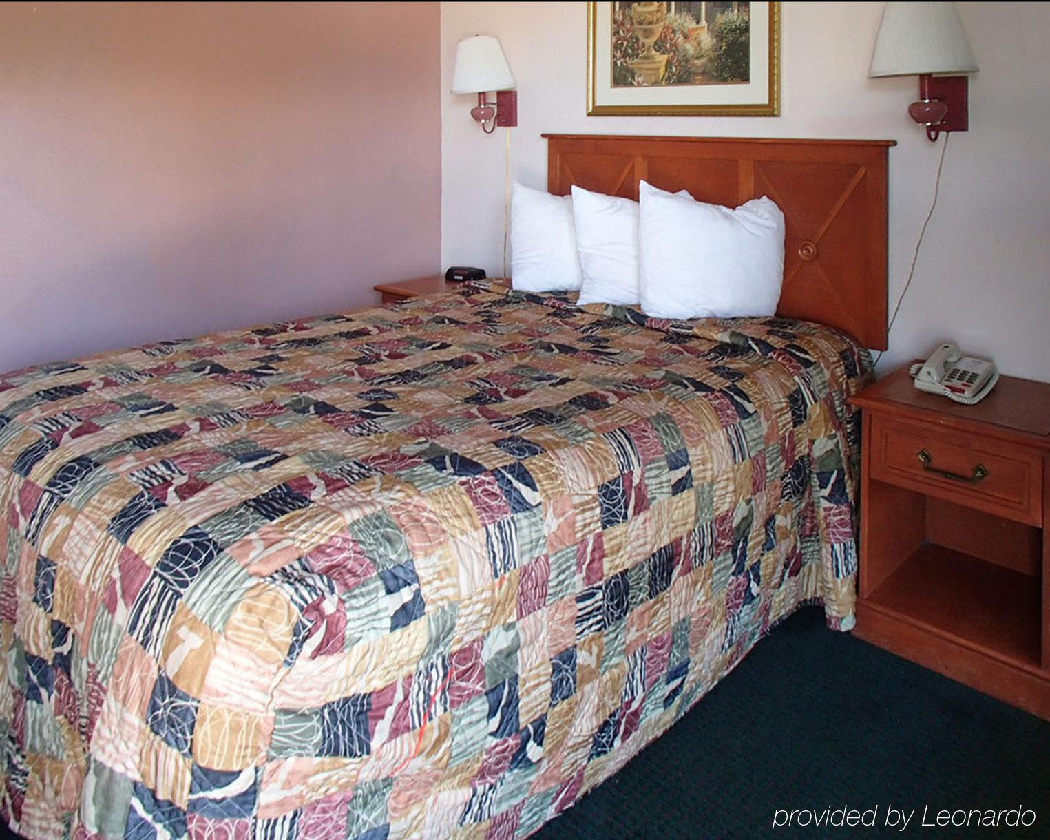 Rodeway Inn Leesburg Chain Of Lakes Екстериор снимка